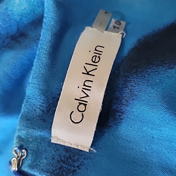 Calvin Klein summer dress - Picture 3 of 3